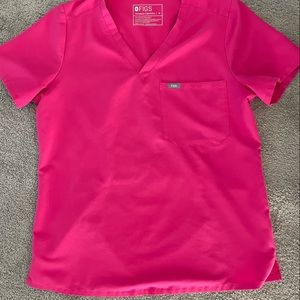 Figs 1 pocket RARE Hot Pink Scrub Top Medium